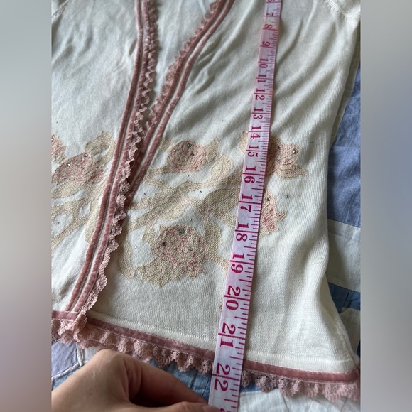 Moiselle Womens Pink White Embroidered Floral Wool Cottagecore Cardigan 2 - Picture 6 of 10